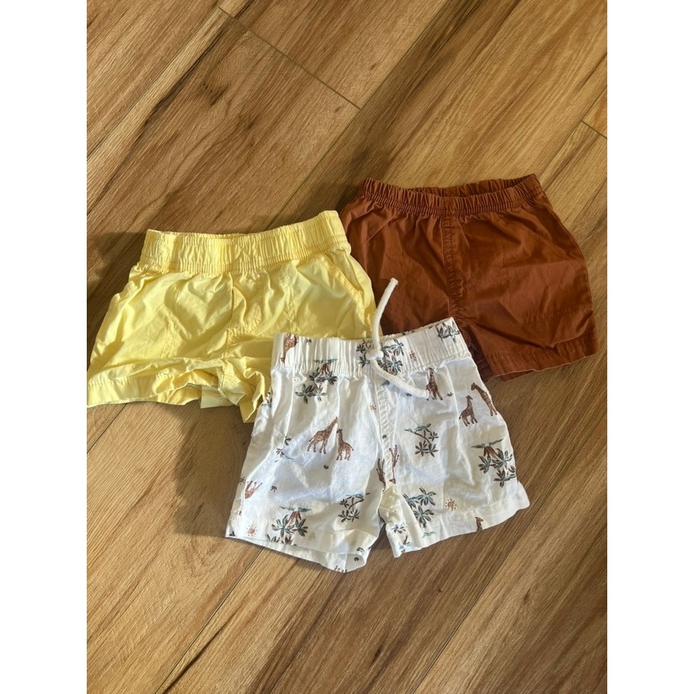 Carters Baby Boys Shorts Bundle 3 Pack Giraffe Print Yellow Rust 6M 1Q507110